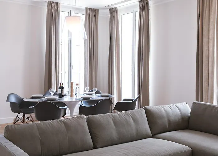 Appartement T4 cours de l\'intendance